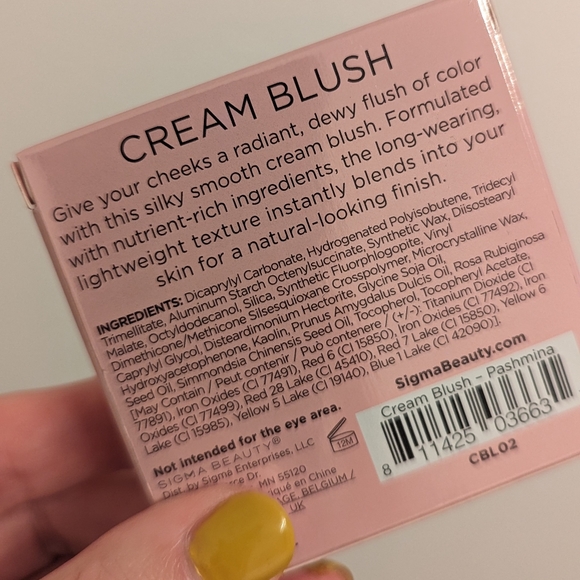 Sigma Cream Blush - Pashmina - Picture 3 of 6